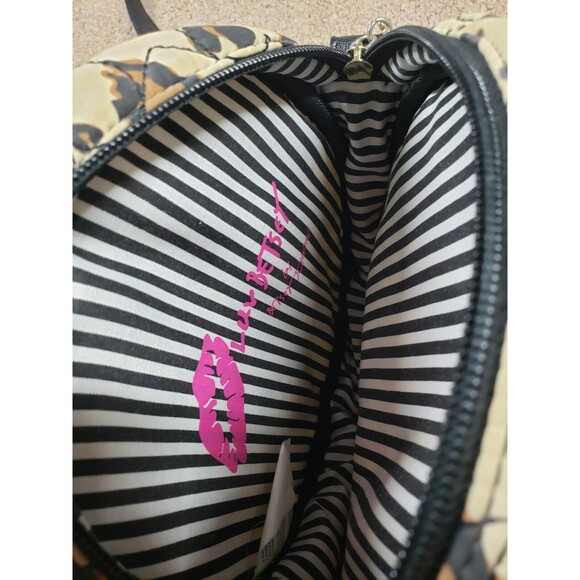 Betsey Johnson Luv Betsey Cheetah Heart Print Round Crossbody With Cat Ears Sz S - Picture 5 of 9
